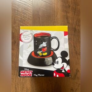 Mickey Mouse Mug warmer and mug